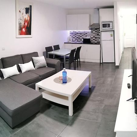 Apartament 5' Cc Yumbo ซานบาร์โตโลเม ภายนอก รูปภาพ