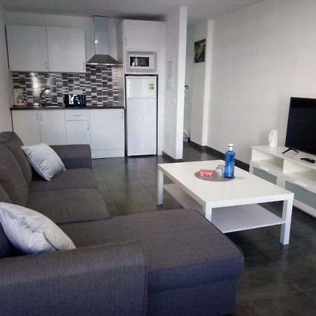 Apartament 5' Cc Yumbo ซานบาร์โตโลเม ภายนอก รูปภาพ