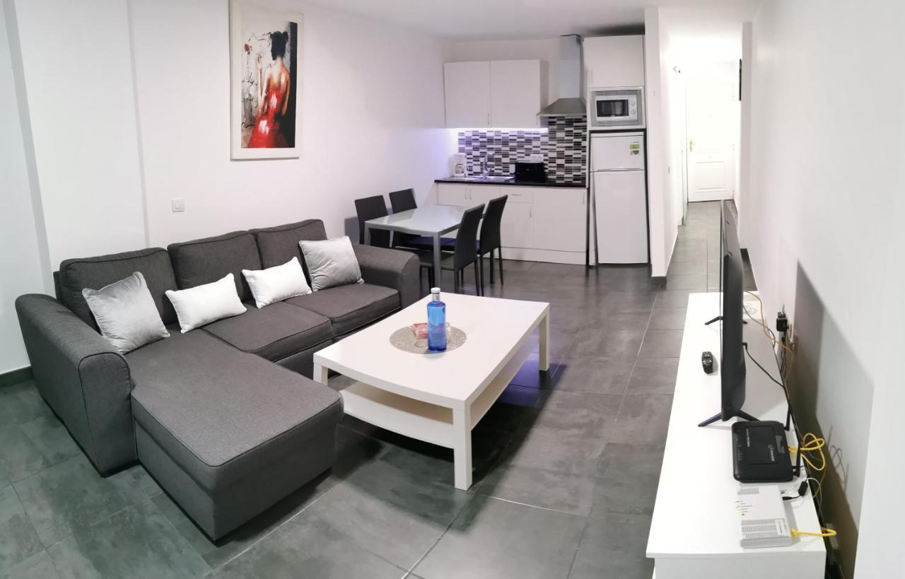 Apartament 5' Cc Yumbo ซานบาร์โตโลเม ภายนอก รูปภาพ
