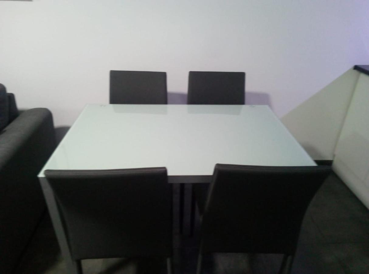 Apartament 5' Cc Yumbo ซานบาร์โตโลเม ภายนอก รูปภาพ